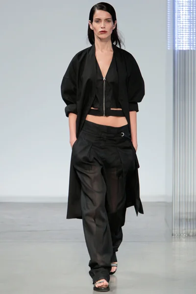 Look 18